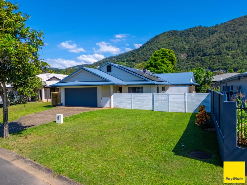 15 Lucy Close, Kanimbla