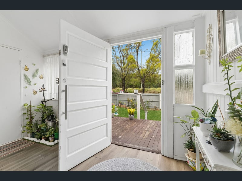 111 Brisbane Road, Riverview