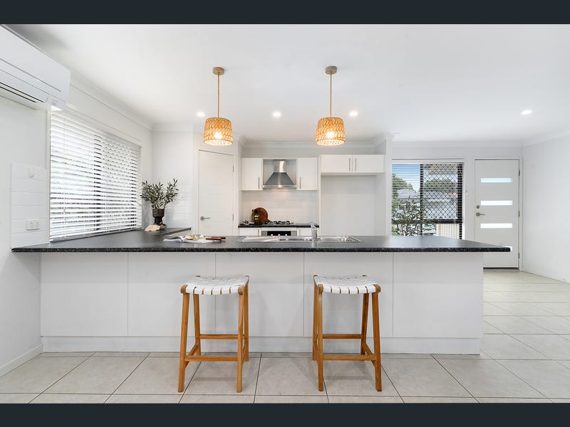 43 Orient Road, Yeronga
