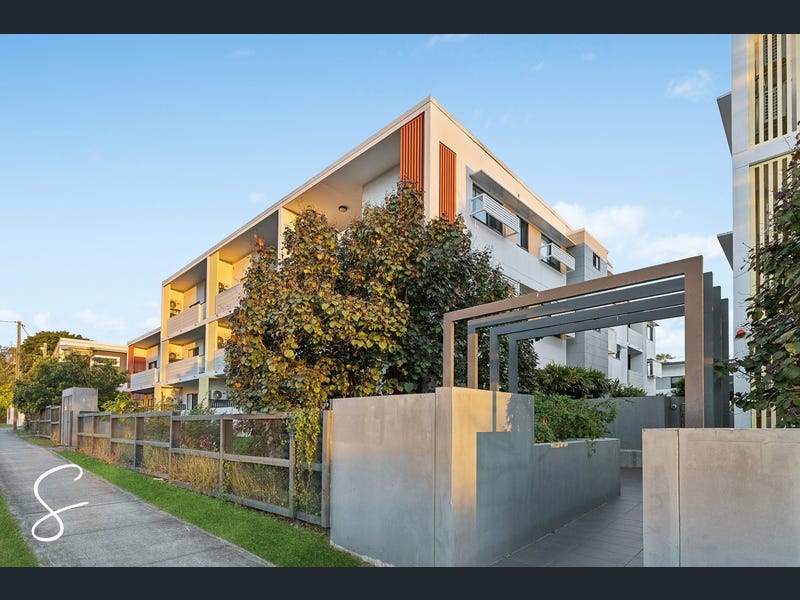 2201/18 Comer Street, Coopers Plains