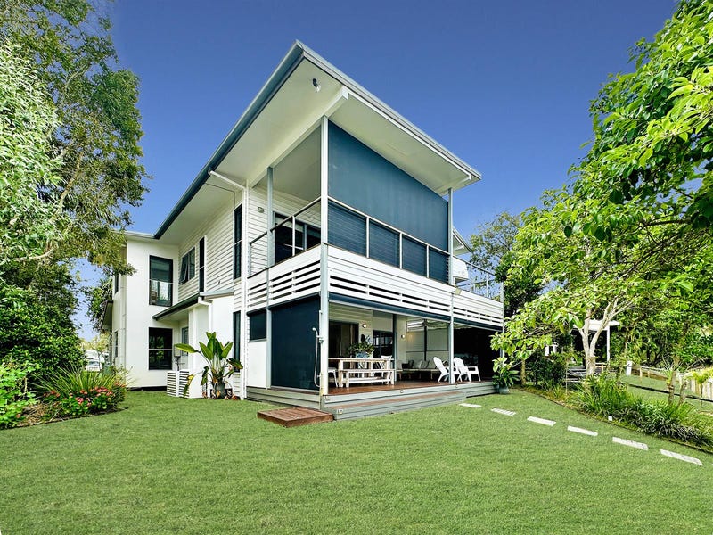 12 Kookaburra Court, South Stradbroke