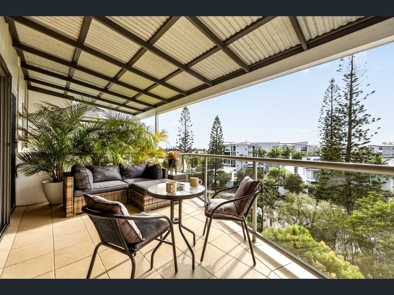53/10 Grand Parade, Kawana Island