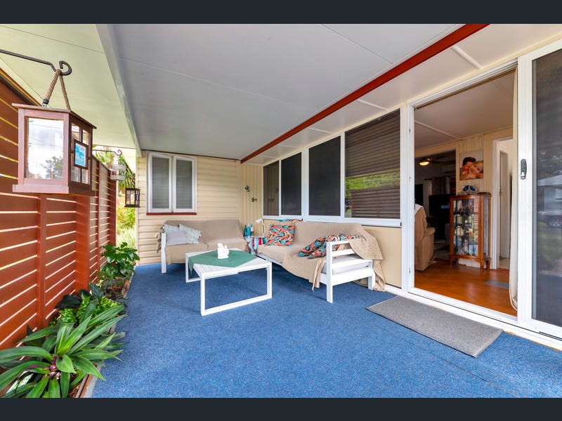 10 Burton Street, North Booval