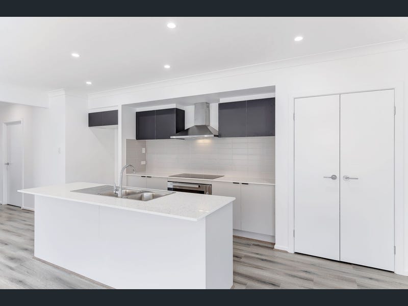 29 Latsky Drive, Cotswold Hills