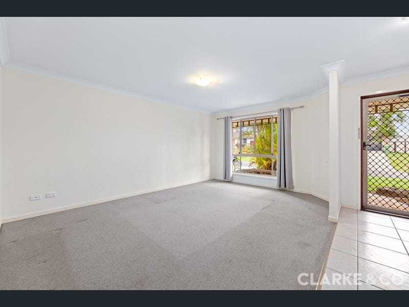 9 Tutt Court, Landsborough