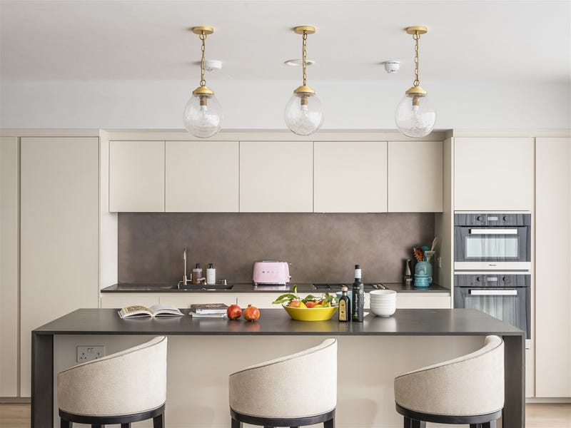 1/1 Armytage Street, Lota