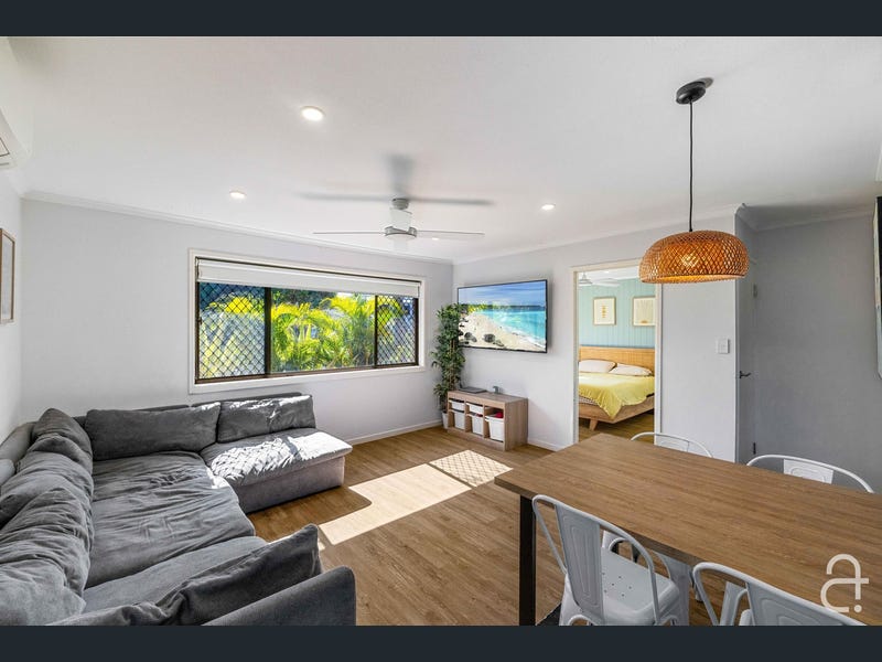 1/6 Currawan Street, Warana