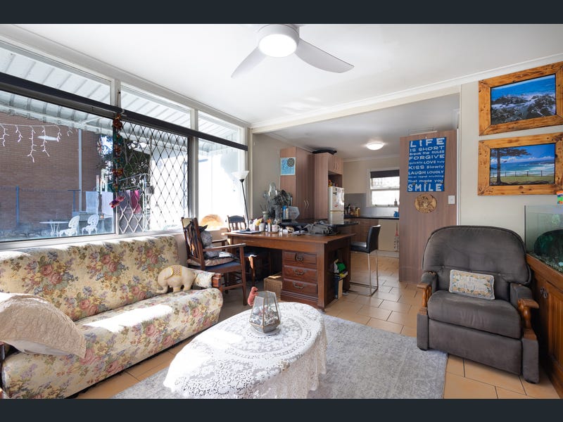 4/151 Frank Street, Labrador