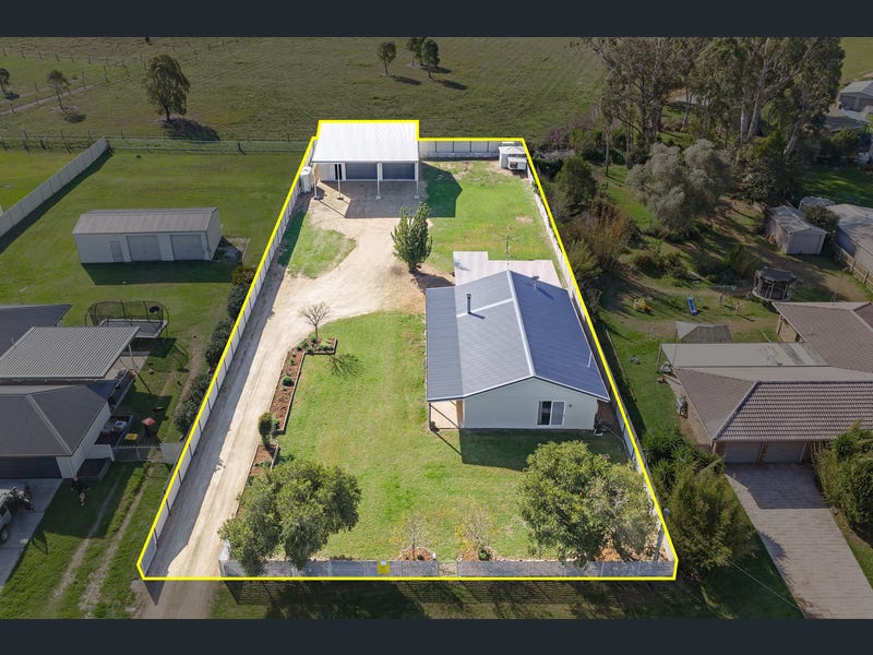 9 Hermay Court, Rosenthal Heights