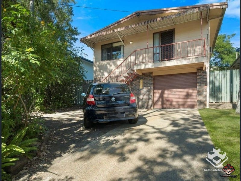 54 Benowa Road, Southport