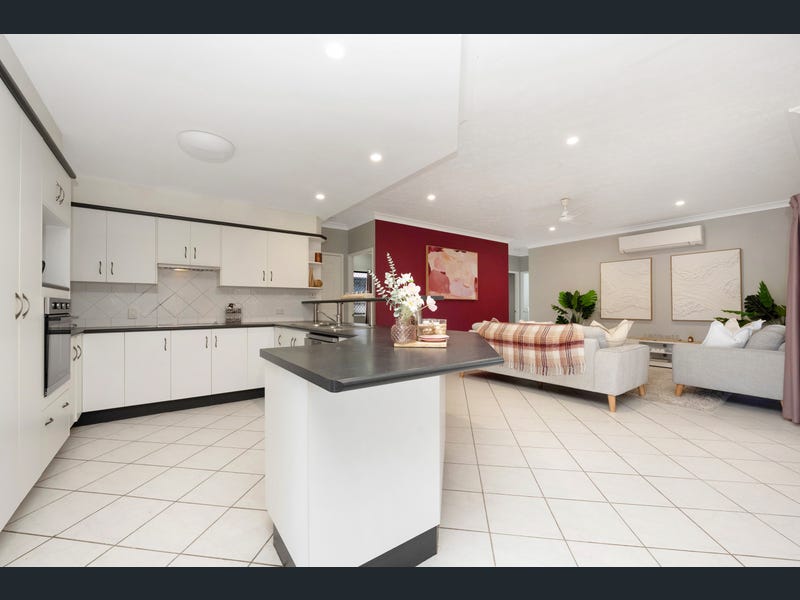 6 Squires Crescent, Kirwan