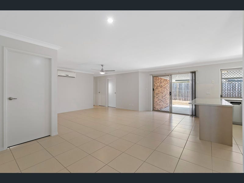 18 Brightwood Place, Fernvale