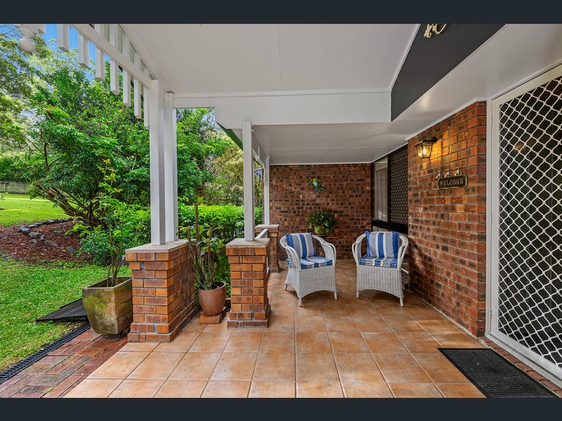 18 Glenmore Drive, Bonogin