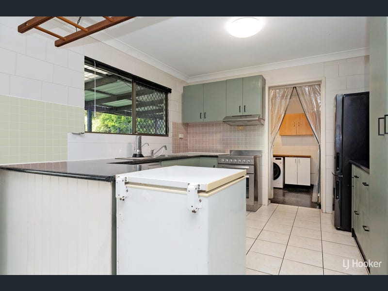 8 Oleander Street, Annandale