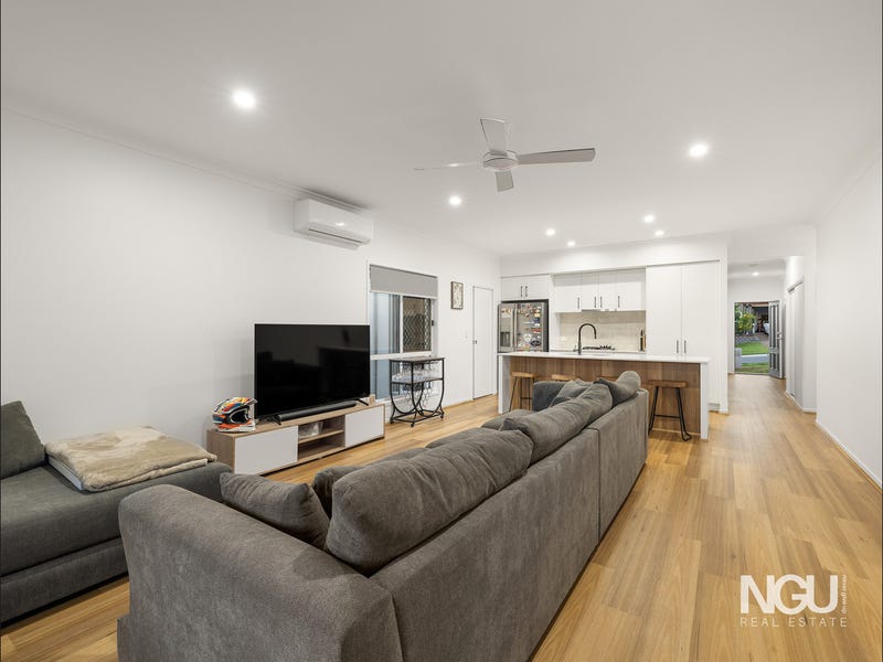 17 Bearsden Street, Spring Mountain