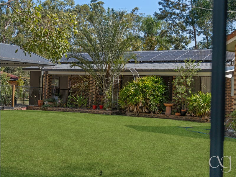 40 Oxley Drive, Karalee