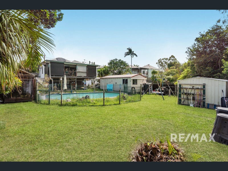26 Macrossan Avenue, Norman Park