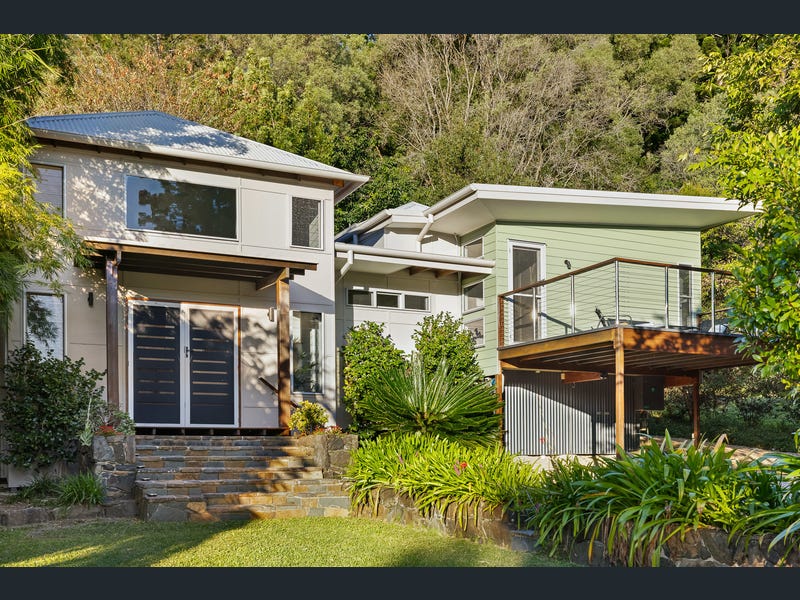 8 Booneen Burrow Road, Currumbin Valley