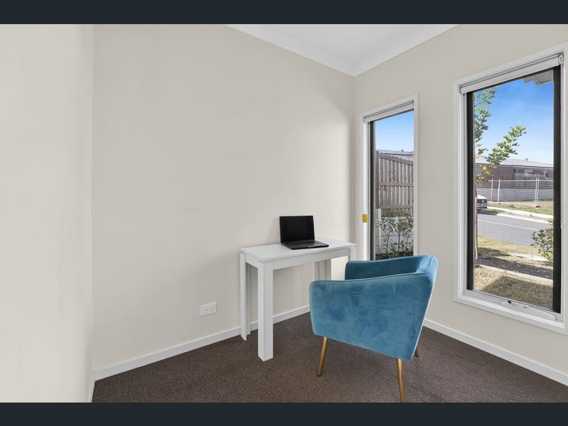 21 Alberg Street, Spring Mountain