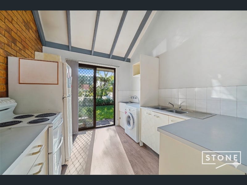 27/129 North Road, Woodridge