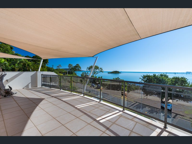 Level 2/22 Coral Esplanade, Cannonvale