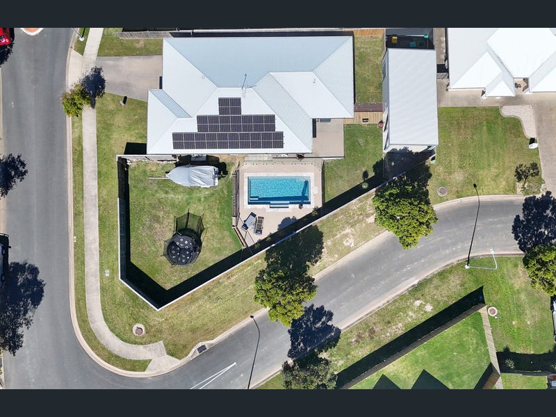 25 Moreton Drive, Rural View