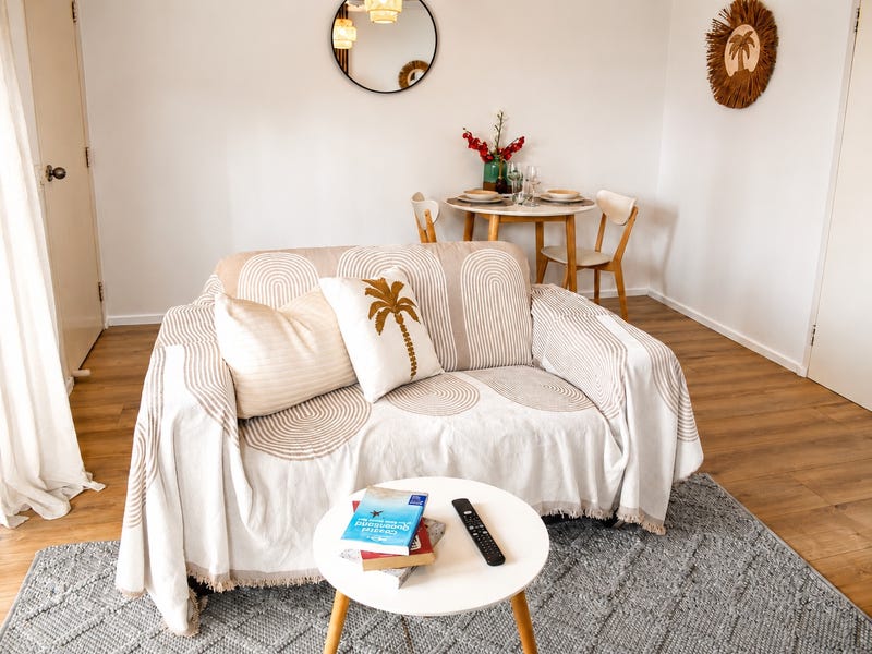 1/129-135 Oleander Street, Holloways Beach