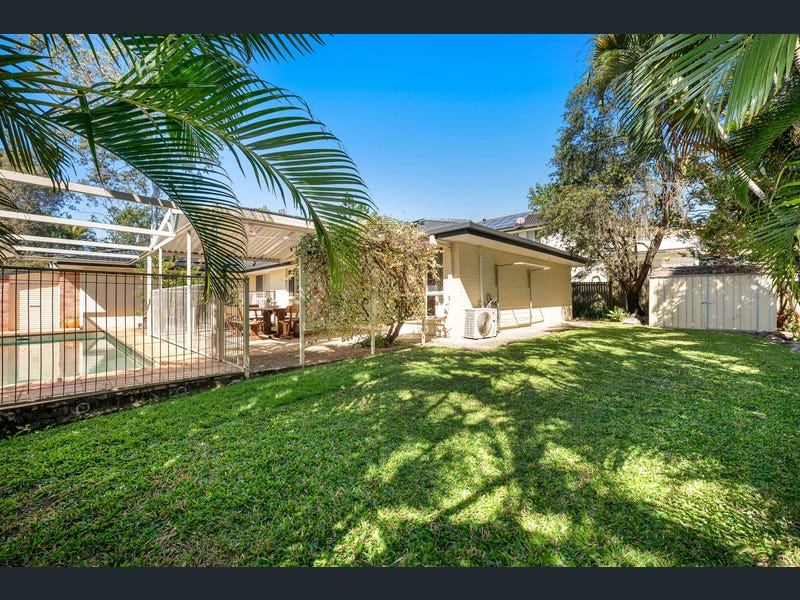 64 Kintyre Street, Brookfield