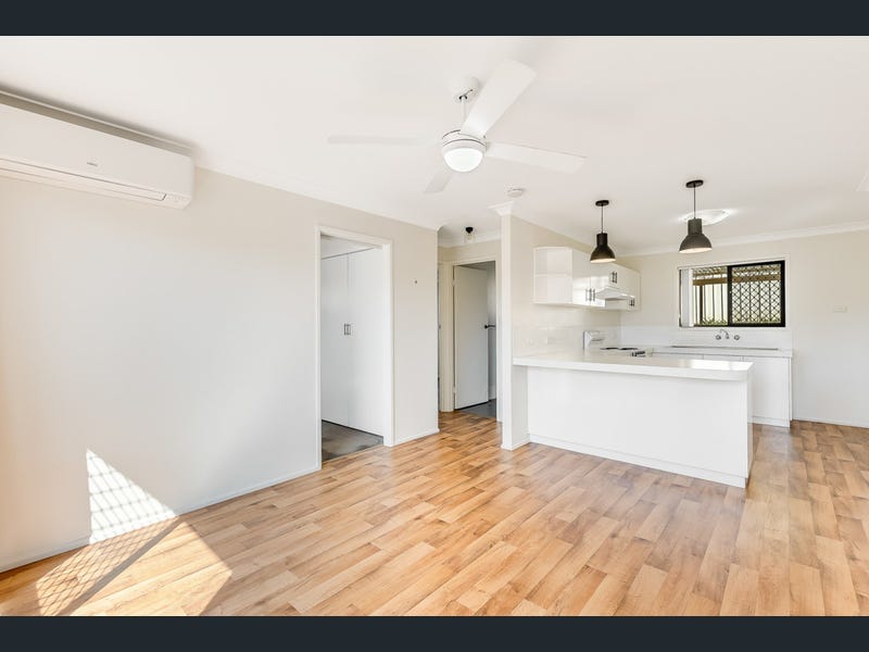 2/4a Storey Street, Centenary Heights