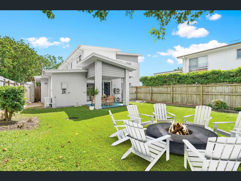 2/13 Firefly Crescent, Ooralea