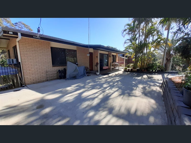 36 Tramican street, Point Lookout