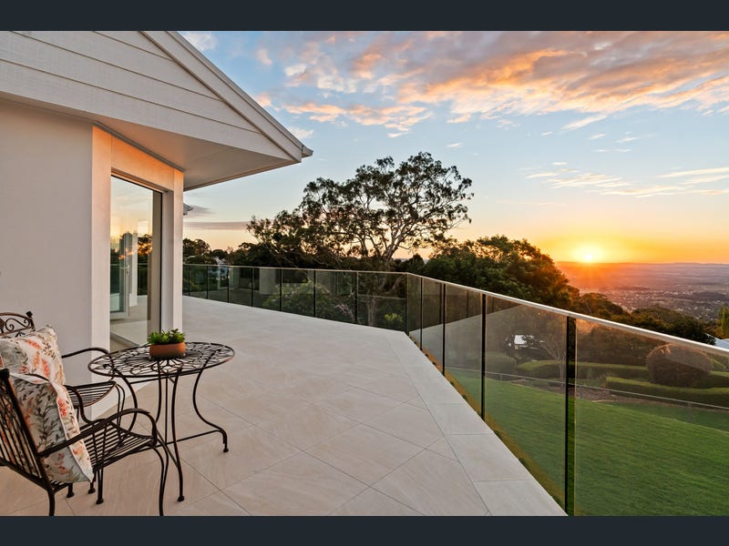 10 Robertson Crescent, Prince Henry Heights