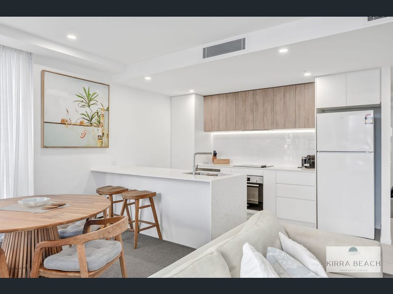 305/1 Lord Street, Kirra