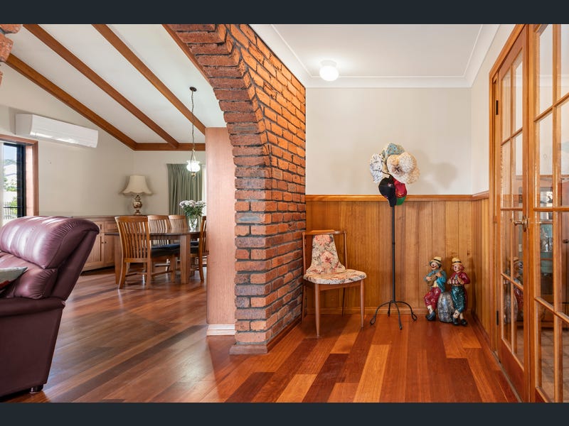 10 Melba Court, Mount Ommaney