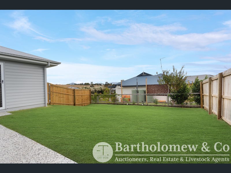 5A Pioneer Drive, Kalbar
