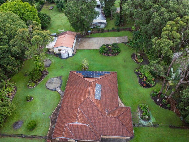 4 Dela Court, Cooroibah