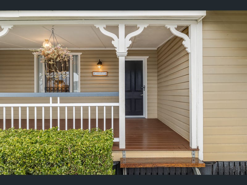 162 Spring Street, Middle Ridge