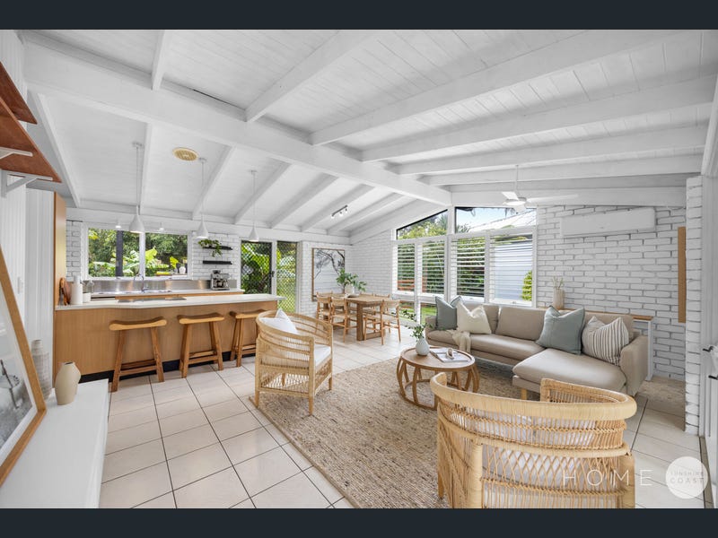 5 Oloway Crescent, Alexandra Headland