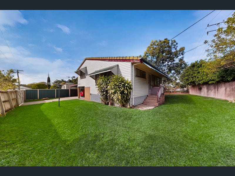 131 Station Road, Woodridge