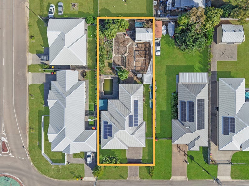 33 Santal Drive, Rasmussen