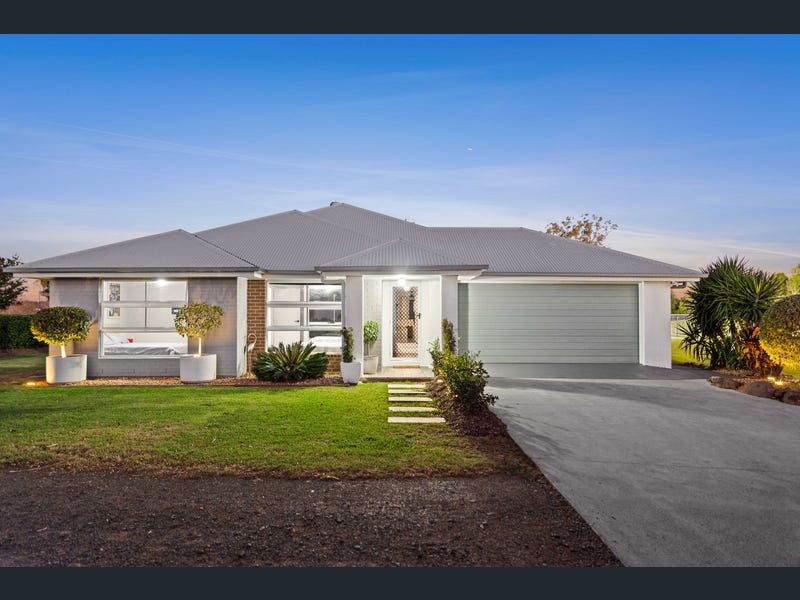 15 Colonial Drive, Gowrie Junction