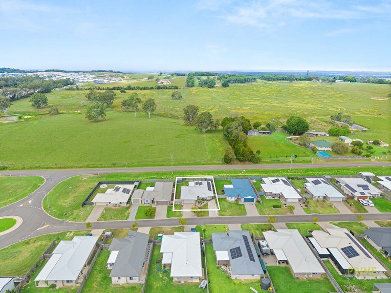 49 Wren Drive, Kawungan