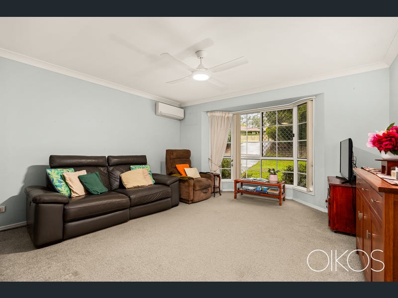 11 Emuglen Place, Ferny Grove