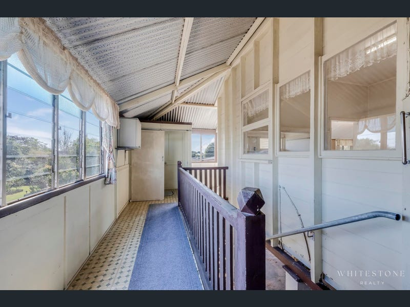 11 Nott Street, Norville