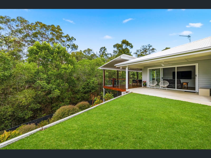 4 Scenic Drive, Southside