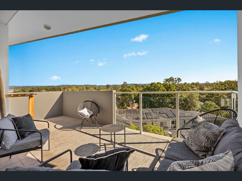 1601/12-14 Executive Drive, Burleigh Waters