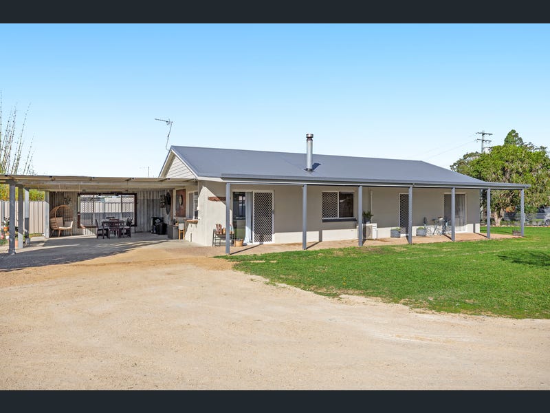 9 Hermay Court, Rosenthal Heights