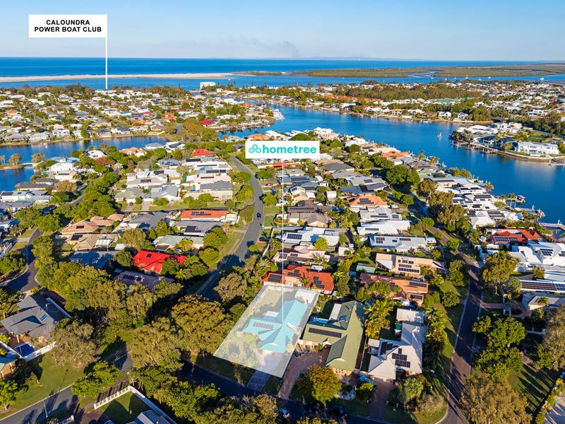 2 Godwin Place, Pelican Waters
