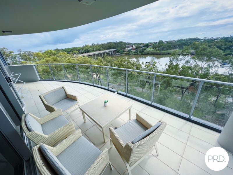 17/2 The Promenade, Boyne Island