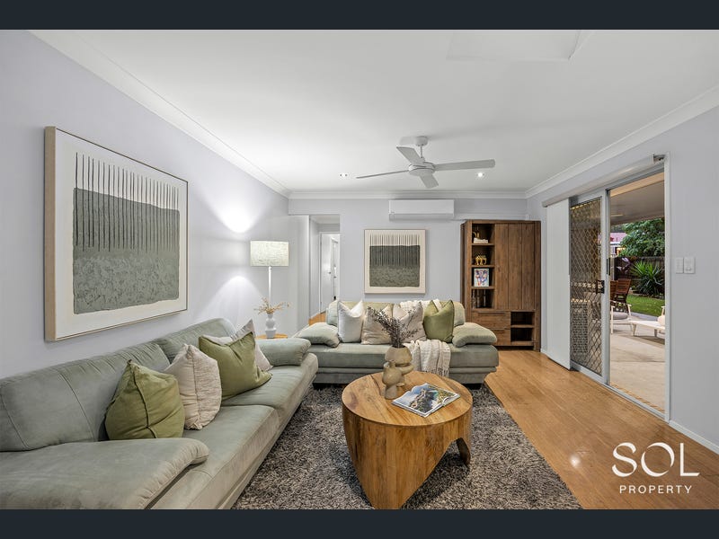 24 Allira Crescent, Carseldine